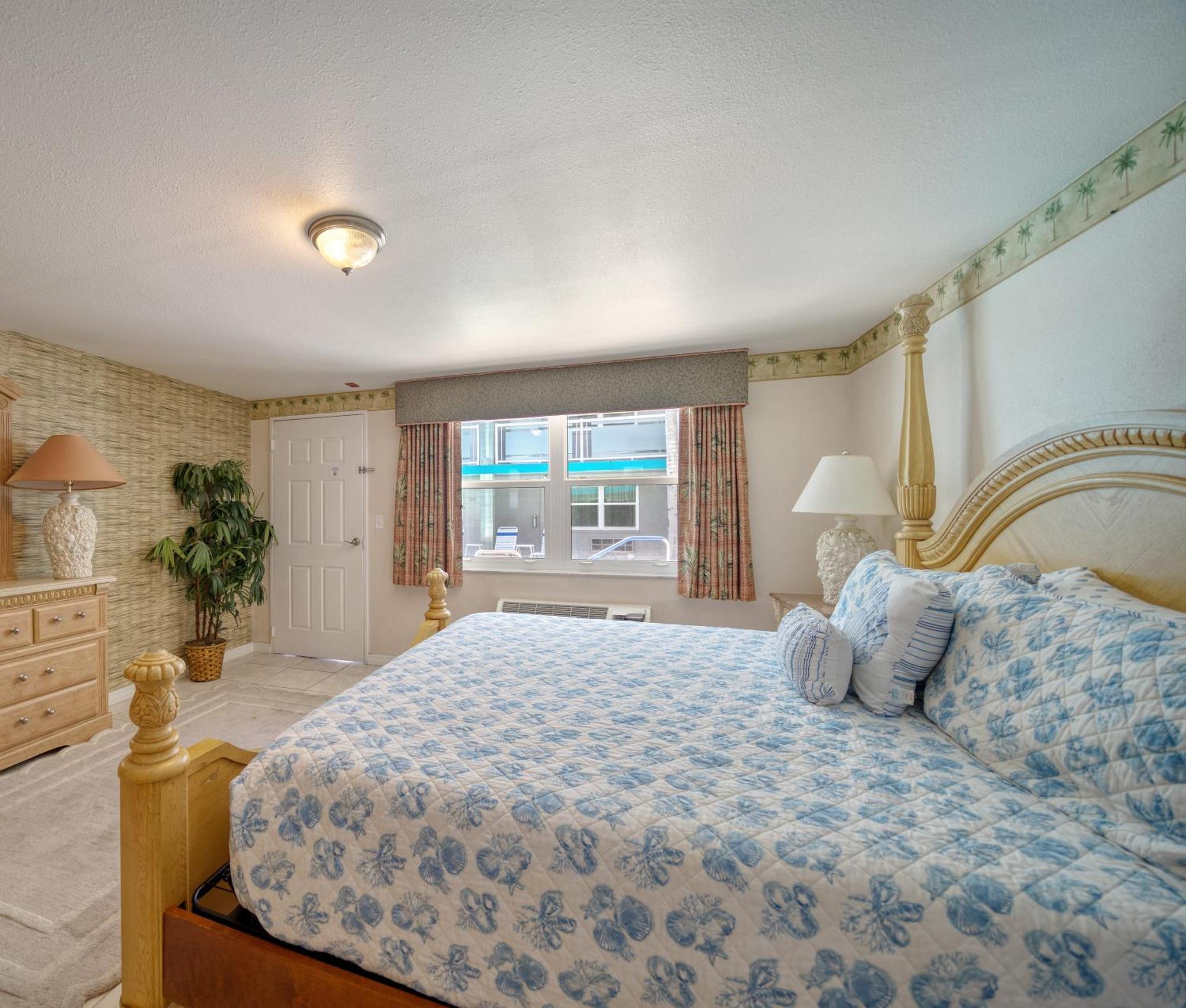 Camelot Beach Suites Clearwater Beach Esterno foto