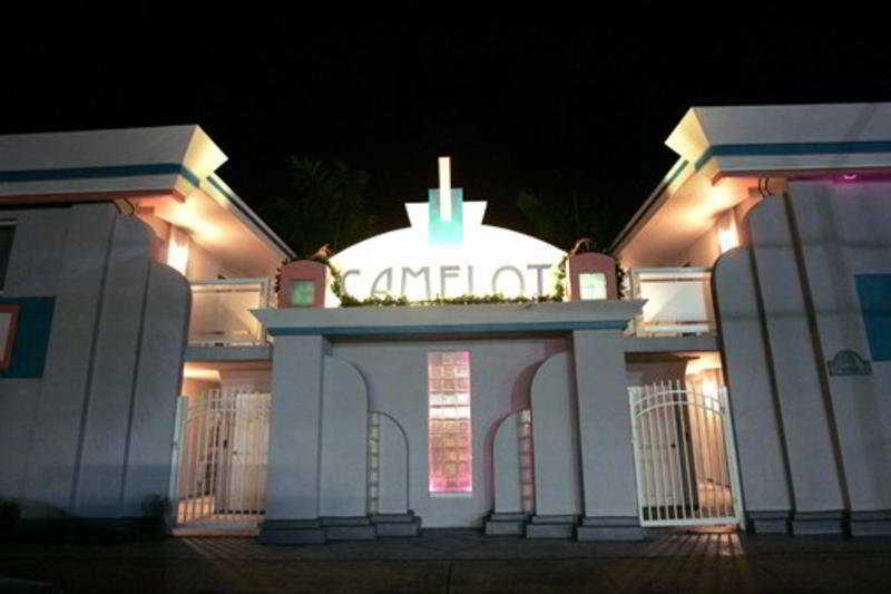Camelot Beach Suites Clearwater Beach Esterno foto